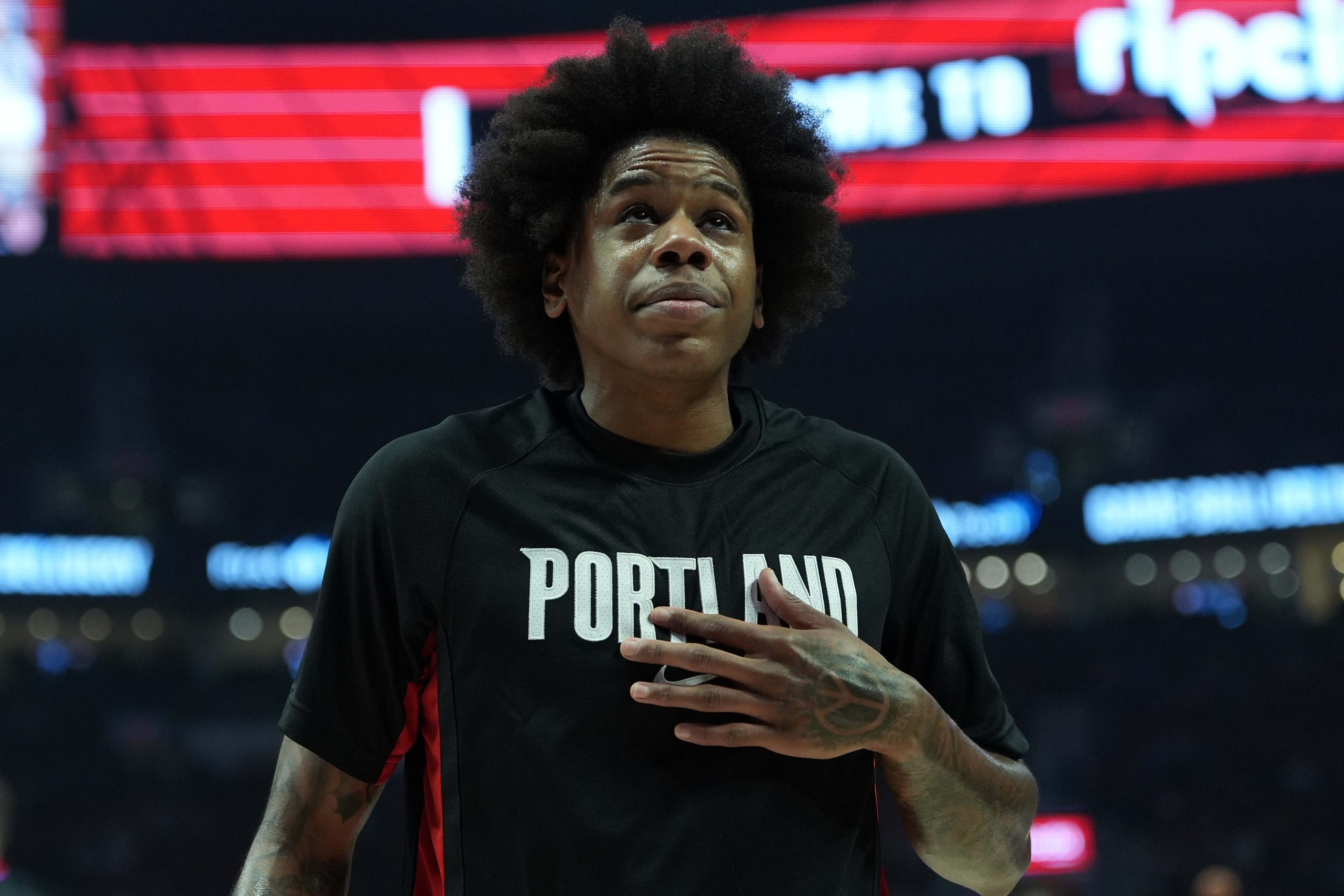 Scotto:开拓者将裁掉双向合同后卫贾旺特·库克