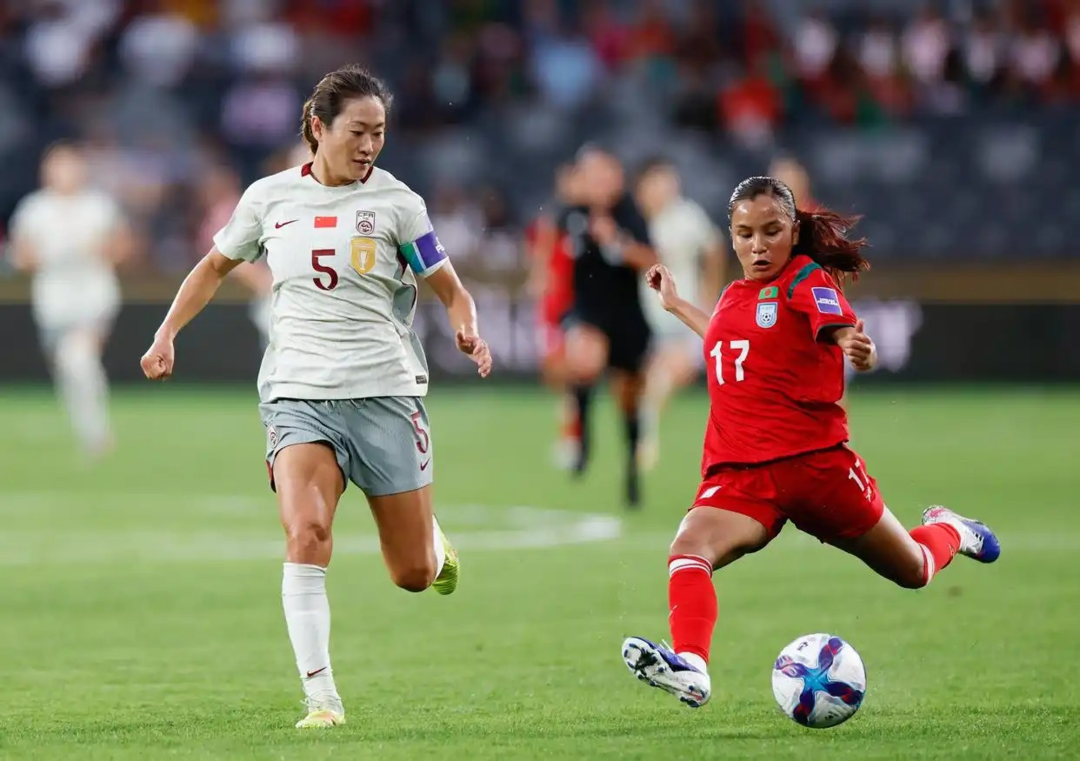 开云体育入口-女足亚洲杯|中国队6日下午迎战乌兹别克斯坦队，赢球即提前出线